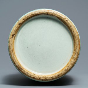 Een Chinese qianjiang cai en famille rose celadon vaas, 19e eeuw — foto 5
