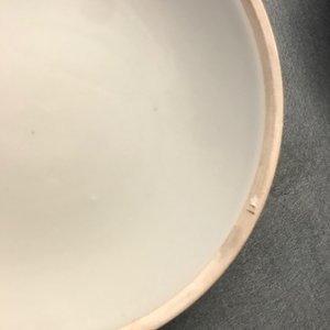 Een Chinese qianjiang cai specerijendoos en een warmhoudkom op voet, 19/20e eeuw — foto 29