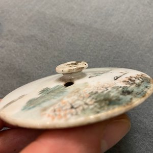 Een Chinese qianjiang cai theepot met deksel, 19/20e eeuw — foto 15