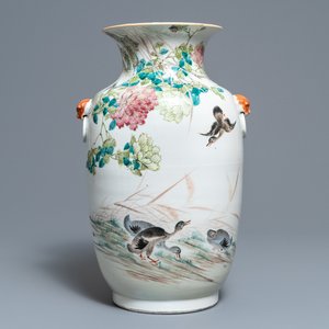 Een Chinese qianjiang cai vaas met eenden, 19/20e eeuw — foto 1