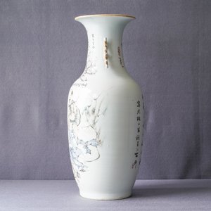 Een Chinese qianjiang cai vaas met figuren, 19/20e eeuw — foto 10