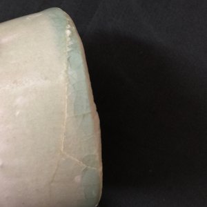 Een Chinese qingbai dekselkan met relëfdecor, Zuidelijke Song Dynastie (1127-1279) — foto 7
