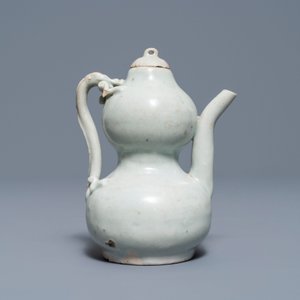 Een Chinese qingbai dekselkan, Yuan — foto 2