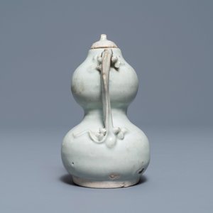 Een Chinese qingbai dekselkan, Yuan — foto 3