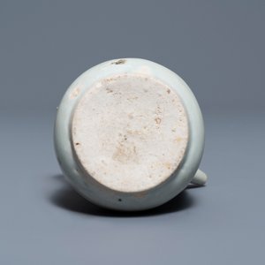 Een Chinese qingbai dekselkan, Yuan — foto 7