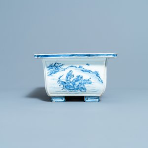 Een Chinese rechthoekige blauw-witte jardinière, Kangxi/Yongzheng — foto 3