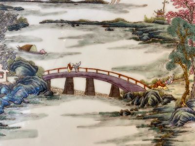 Een Chinese rechthoekige famille rose plaquette, Wang Yeting 汪野亭 zegelmerk, Republiek — foto 4