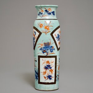 Een Chinese rouleau vaas met Europees overglazuur decor, Transitie periode — foto 2