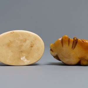 Een Chinese Shoushan zeepstenen figuur van Boeddha met signatuur en inscriptie, 19e eeuw — foto 8