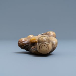 Een Chinese Shoushan zeepstenen figuur van een bebaarde man, 18e eeuw — foto 8