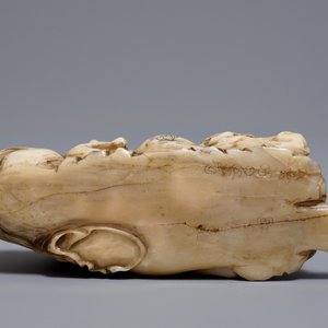 Een Chinese Shoushan zeepstenen figuur van een Luohan, 18/19e eeuw — foto 5