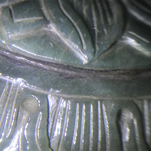 Een Chinese spinaziegroene jade hookah basis in Mogoolse stijl, 19/20e eeuw — foto 12