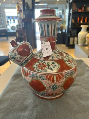 Een Chinese Swatow kendi met ornamentaal decor, Ming — foto 15