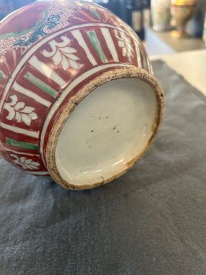 Een Chinese Swatow kendi met ornamentaal decor, Ming — foto 18