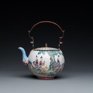 Een Chinese theepot met deksel in Canton email, Qianlong — foto 2