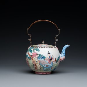 Een Chinese theepot met deksel in Canton email, Qianlong — foto 4