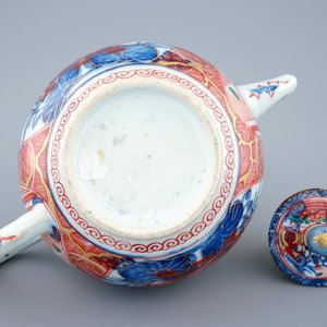 Een Chinese theepot met deksel met Amsterdams bont beschildering, Qianlong — foto 3