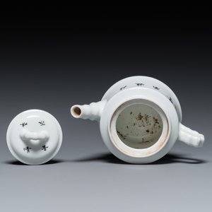 Een Chinese theepot met kalligrafisch decor, Jiangxi Porcelain Company, 20e eeuw — foto 6