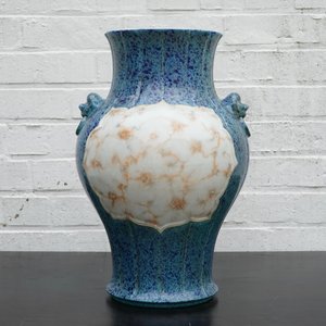 Een Chinese vaas in robin's egg en faux marbre glazuur, Qianlong gemerkt, 20e eeuw — foto 8