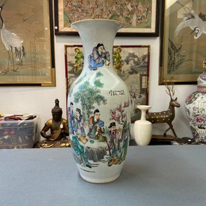 Een Chinese vaas met dubbel qianjiang cai en famille rose decor, 19/20e eeuw — foto 7