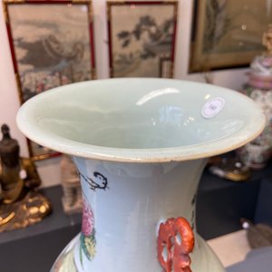 Een Chinese vaas met dubbel qianjiang cai en famille rose decor, 19/20e eeuw — foto 11
