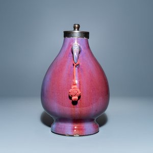Een Chinese vaas met flambé glazuur tot lamp omgevormd, Qianlong — foto 2