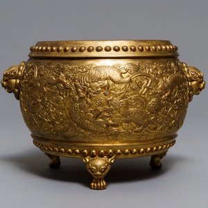 Een Chinese verguld bronzen wierookbrander met tempelleeuwen, Qianlong merk, 19/20e eeuw — foto 3