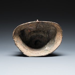 Een Chinese vergulde bronzen Boeddha met kroon, Ming — foto 8