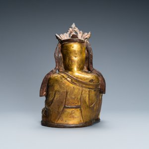 Een Chinese vergulde bronzen figuur van een zittende Boeddha, Ming — foto 3