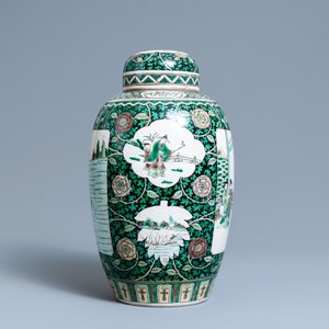 Een Chinese verte biscuit dekselpot, 19e eeuw — foto 2