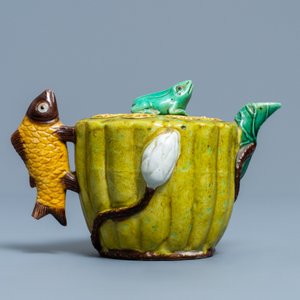 Een Chinese verte biscuit waterdruppelaar, 19e eeuw — foto 4
