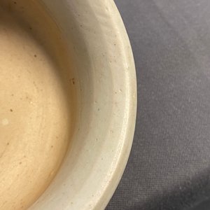 Een Chinese verte biscuit wierookbrander met paarden, Kangxi — foto 8