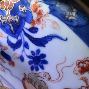 Een Chinese verte-imari 'Gouverneur Duff' schotel, Yongzheng — foto 4