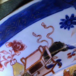 Een Chinese verte-imari 'Gouverneur Duff' schotel, Yongzheng — foto 8