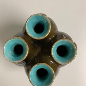 Een Chinese vierdelige bruin geglazuurde vaas, Qianlong merk, 19/20e eeuw — foto 23