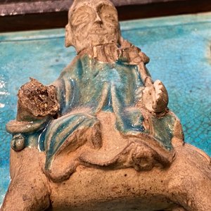 Een Chinese vierkante fahua plaquette met onsterfelijken in een houten tafelscherm gevat, Ming — foto 8