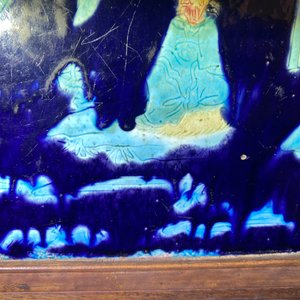 Een Chinese vierkante fahua 'Shou Lao' plaquette in een houten tafelscherm gevat, Ming — foto 19