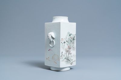 Een Chinese vierkante qianjiang cai 'cong' vaas, 19/20e eeuw