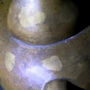 Een Chinese vierlobbige bronzen wierookbrander met goudspatten, Fei Ge, 17/18e eeuw — foto 21