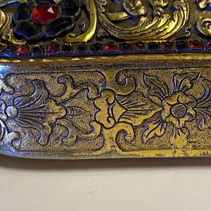 Een Chinese wandklok in verguld brons met halfedelstenen, Canton ateliers en George Prior, Londen, voor de Chinese markt, Qianlong — foto 34