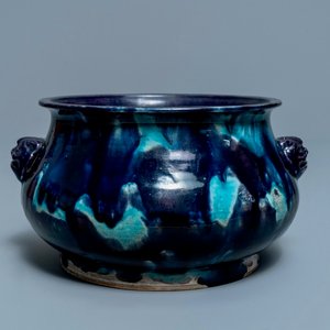 Een Chinese wierookbrander met turkoois en aubergine spatdecor, Kangxi — foto 1