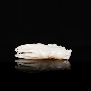 Een Chinese witte jade sculptuur van een 'Boeddha hand' met aapjes, Qing — foto 3