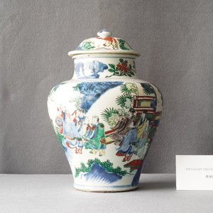Een Chinese wucai dekselvaas met onsterfelijken, Shunzhi — foto 34