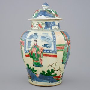 Een Chinese wucai dekselvaas, Transitie periode, 1620-1683 — foto 2