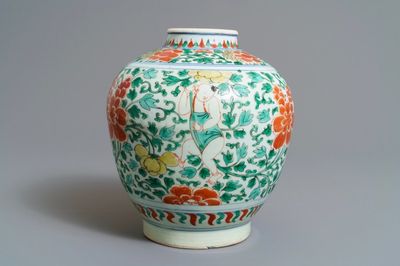 Een Chinese wucai pot met jongens en pioenen, Transitie periode