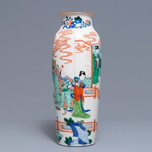 Een Chinese wucai rouleau vaas, 19e eeuw — foto 1