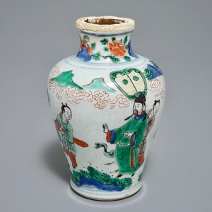 Een Chinese wucai vaas met mythologisch decor, Transitie periode — foto 7