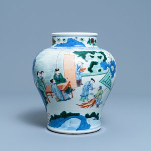 Een Chinese wucai vaas met ruiters te paard, 19e eeuw — foto 1