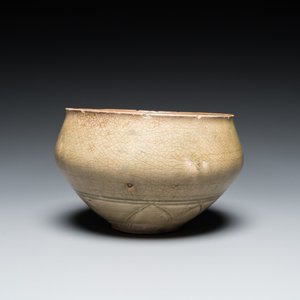 Een Chinese Yaozhou celadon 'lotus' kom, Song/Yuan — foto 5
