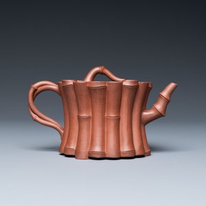 Een Chinese Yixing steengoed 'bamboe' theepot, Kangxi — foto 4